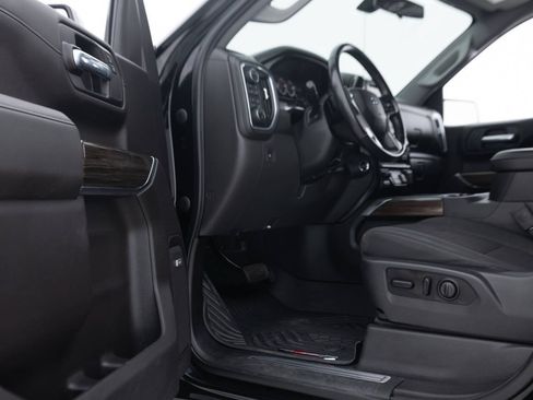 Used 2020 Chevrolet Silverado 1500 RST AWD/4WD image 31