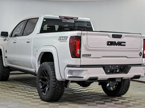 New 2026 GMC Sierra 1500 AT4 w/ Technology Package AWD/4WD image 4