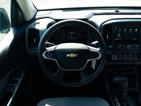 Used 2019 Chevrolet Colorado W/T w/ WT Convenience Package RWD image 11