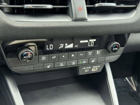 Certified 2026 Subaru Outback Premium AWD/4WD image 24