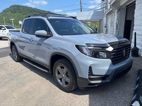 Used 2023 Honda Ridgeline RTL image 7