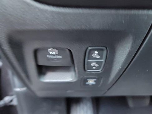 New 2026 RAM 1500 4x4 Crew Cab image 36