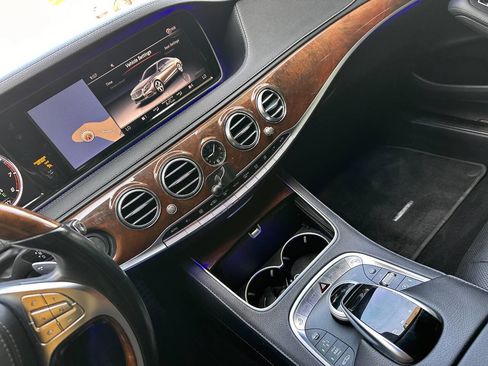 Used 2015 Mercedes-Benz S 550 S 550 4dr Sedan w/ Sport Package image 17