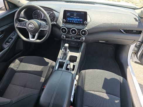 Used 2024 Nissan Sentra SV FWD image 16