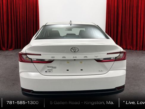 Used 2025 Toyota Camry LE w/ Convenience Package AWD/4WD image 6