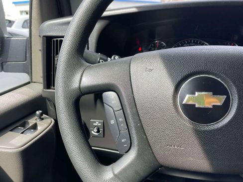 Used 2020 Chevrolet Express 3500 LT w/ LT Preferred Equipment Group RWD image 21