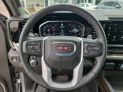 Used 2025 GMC Sierra 1500 Elevation w/ Elevation Premium Package AWD/4WD image 19