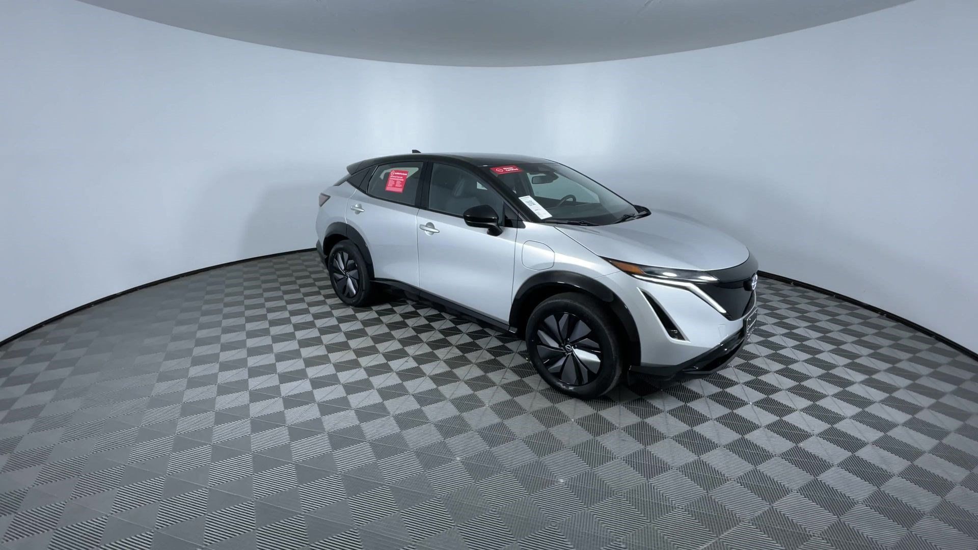 Certified 2024 Nissan Ariya AWD image 2
