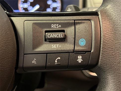 Used 2023 Nissan Rogue SV image 21