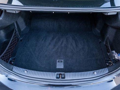 Used 2015 Mercedes-Benz C 300 Sedan image 30