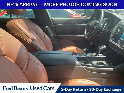 Used 2021 Maserati Levante S AWD/4WD image 9