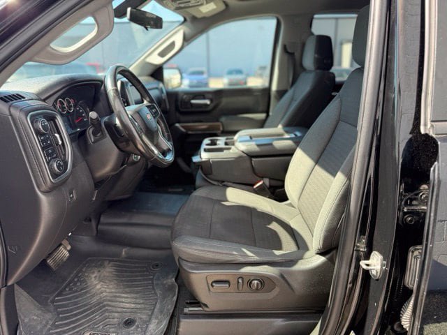 Used 2022 Chevrolet Silverado 1500 LT w/ All Star Edition Plus AWD/4WD image 34