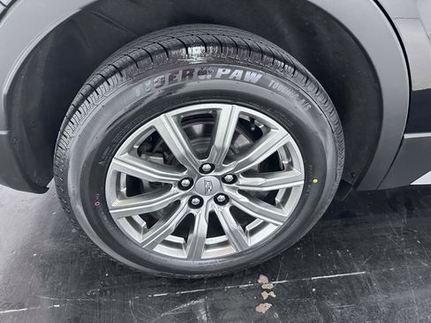 Used 2019 Cadillac XT4 Premium Luxury image 20