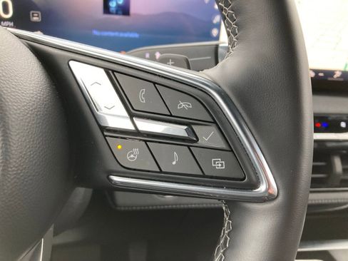 Used 2025 Buick Enclave Preferred image 20