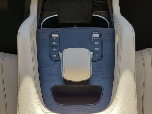 Used 2023 Mercedes-Benz GLE 350 image 21