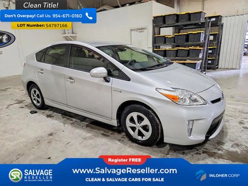 Used 2013 Toyota Prius Two FWD image 5