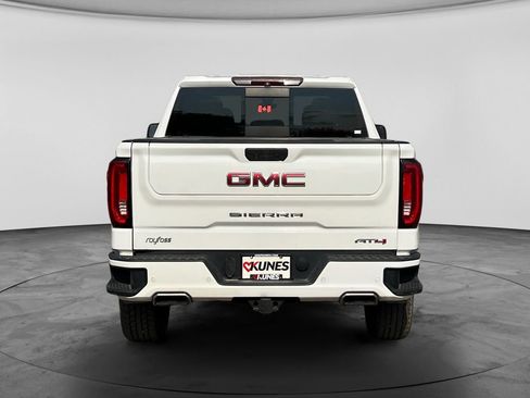 Used 2019 GMC Sierra 1500 AT4 w/ AT4 Premium Package AWD/4WD image 9