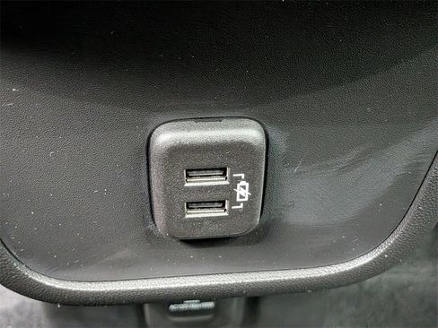 Used 2021 Chevrolet Equinox LT image 15