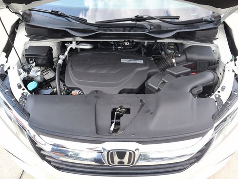 Used 2018 Honda Odyssey EX-L image 12