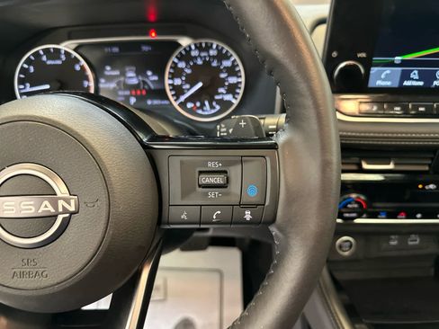 Certified 2022 Nissan Rogue SL w/ SL Premium Package image 22