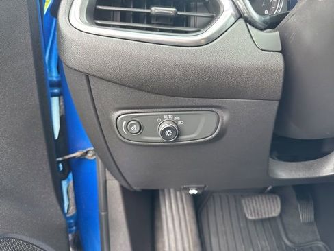 Used 2024 Chevrolet Equinox LT FWD image 21