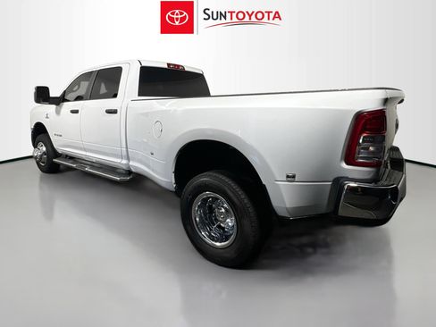 Used 2024 RAM 3500 Big Horn AWD/4WD image 6