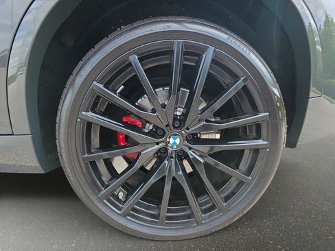 Used 2025 BMW X5 M60i AWD/4WD image 36