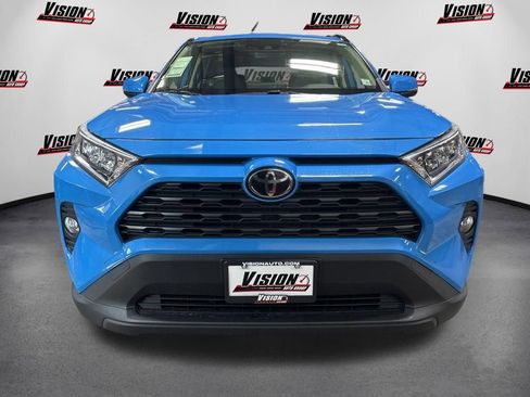 Used 2019 Toyota RAV4 XLE w/ Convenience Package AWD/4WD image 7