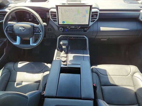 Used 2025 Toyota Sequoia Platinum AWD/4WD image 15