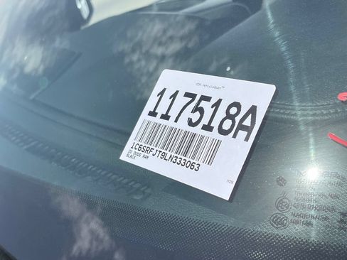 Used 2020 RAM 1500 Laramie AWD/4WD image 15