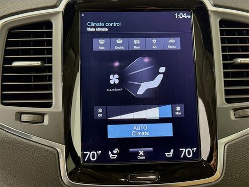 Used 2016 Volvo XC90 T5 Momentum image 17