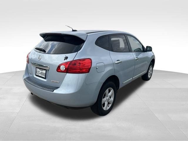 Used 2013 Nissan Rogue S w/ Special Edition Pkg FWD image 3