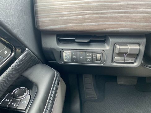 New 2025 GMC Sierra EV Denali image 14