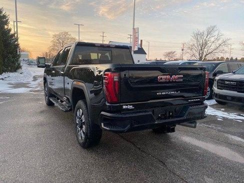 New 2026 GMC Sierra 3500 Denali w/ Denali Reserve Package image 3
