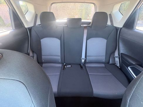Used 2025 Kia Soul LX w/ LX Technology Package FWD image 36