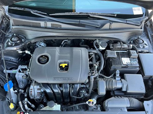 Used 2021 Kia Forte LXS FWD image 22
