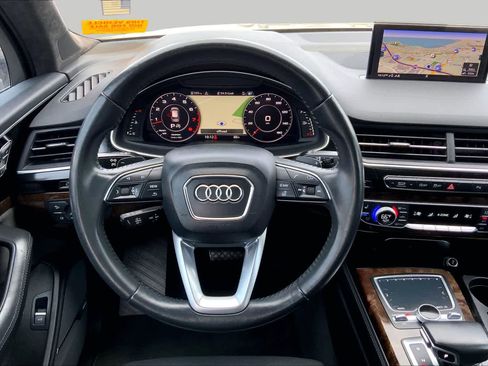 Used 2018 Audi Q7 3.0T Prestige AWD/4WD image 6