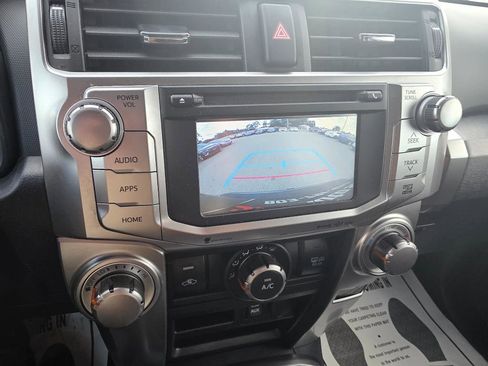 Used 2016 Toyota 4Runner SR5 image 19