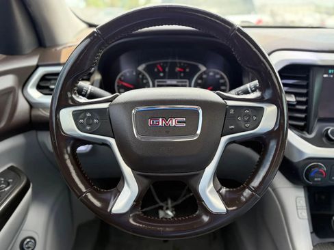 Used 2019 GMC Acadia SLT FWD image 25