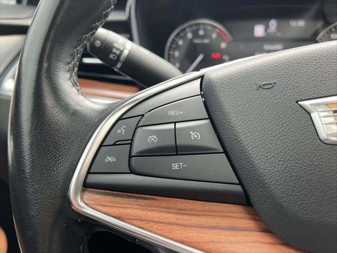 Used 2021 Cadillac XT5 Premium Luxury AWD/4WD image 25