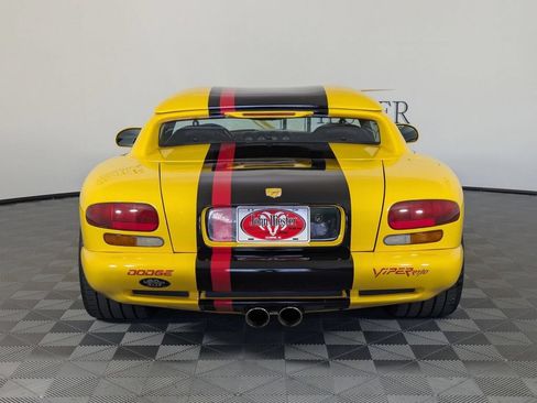 Used 2002 Dodge Viper RT/10 RWD image 3