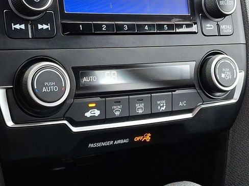 Used 2020 Honda Civic LX image 17