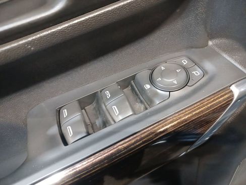 Used 2023 GMC Sierra 2500 SLE w/ SLE Convenience Package image 15