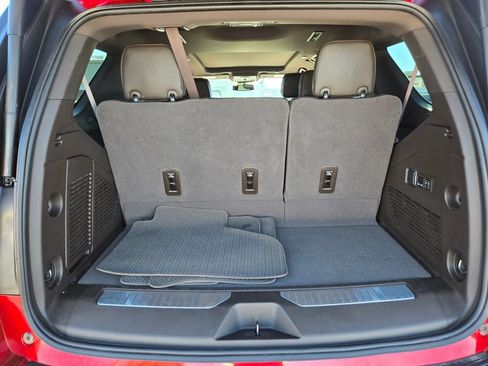 Used 2024 GMC Yukon Denali image 16