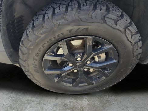 Used 2024 Jeep Grand Cherokee Altitude image 15