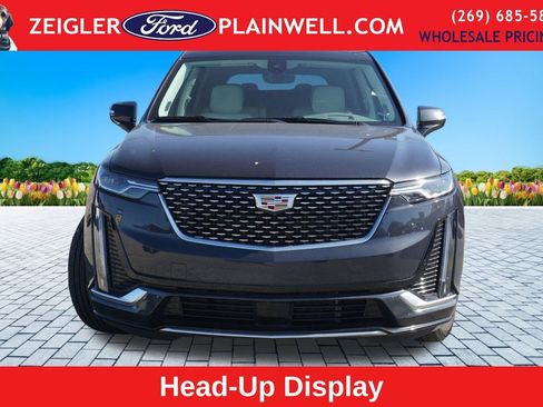 Used 2023 Cadillac XT6 Premium Luxury w/ Technology Package AWD/4WD image 8