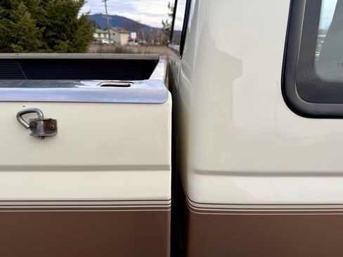 Used 1995 Ford F250 XLT image 62