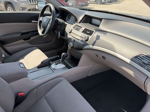 Used 2012 Honda Accord LX image 12