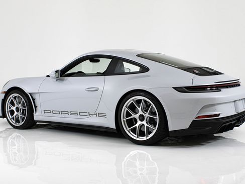 Used 2024 Porsche 911 GT3 RS RWD image 4
