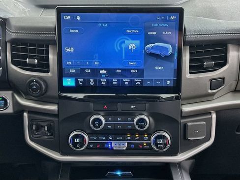 Used 2023 Ford Expedition Max XLT RWD image 16